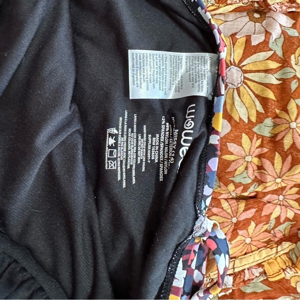 Floral Women's One Piece Swimsuit - Picture 3 of 6